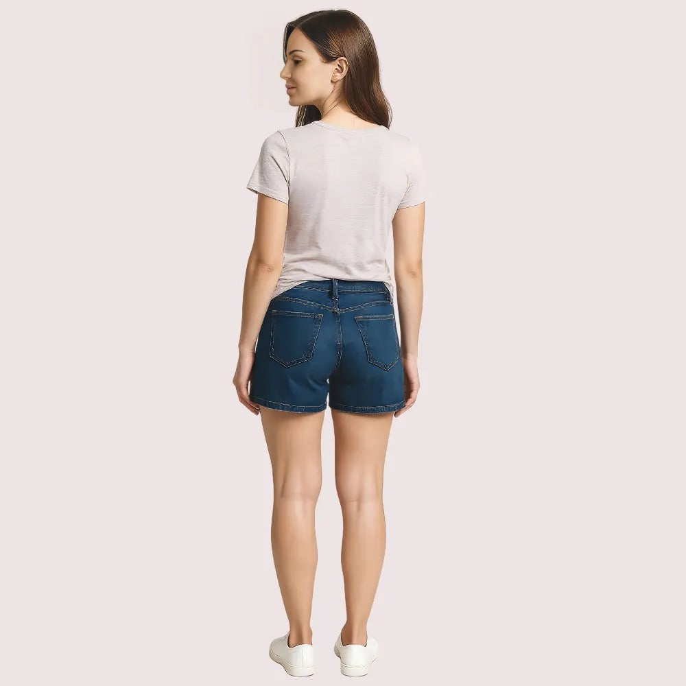 Pink Crown Graphic Casual Tee